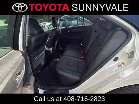 Used 2017 Toyota Camry SE FWD image 5