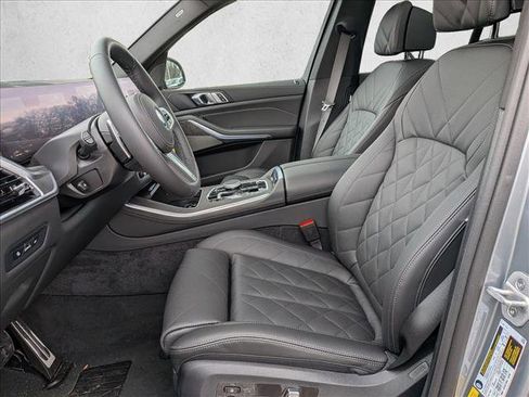 New 2026 BMW X5 xDrive50e w/ M Sport Package image 4