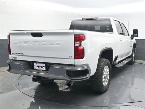 Used 2023 Chevrolet Silverado 2500 LT w/ Convenience Package image 5