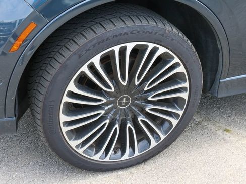 Used 2023 Lincoln Aviator Black Label w/ Class IV Trailer Tow Package AWD/4WD image 7