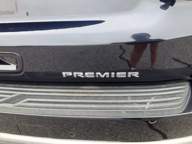 Used 2021 Chevrolet Suburban Premier w/ Premium Package AWD/4WD image 8