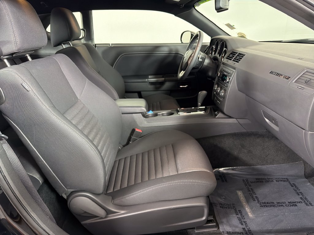Used 2014 Dodge Challenger R/T w/ Blacktop Package RWD image 18