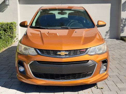 Used 2017 Chevrolet Sonic LT w/ Convenience Package image 8