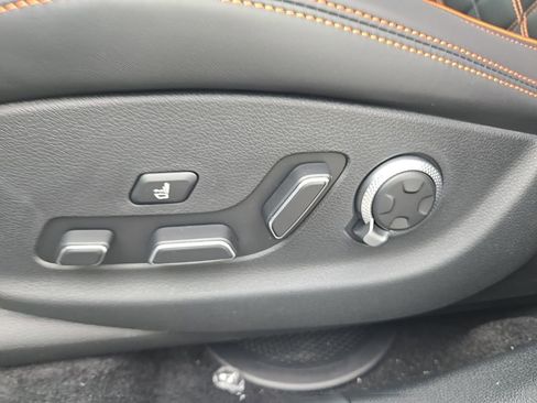 Used 2026 Genesis GV70 3.5T Sport Prestige image 19