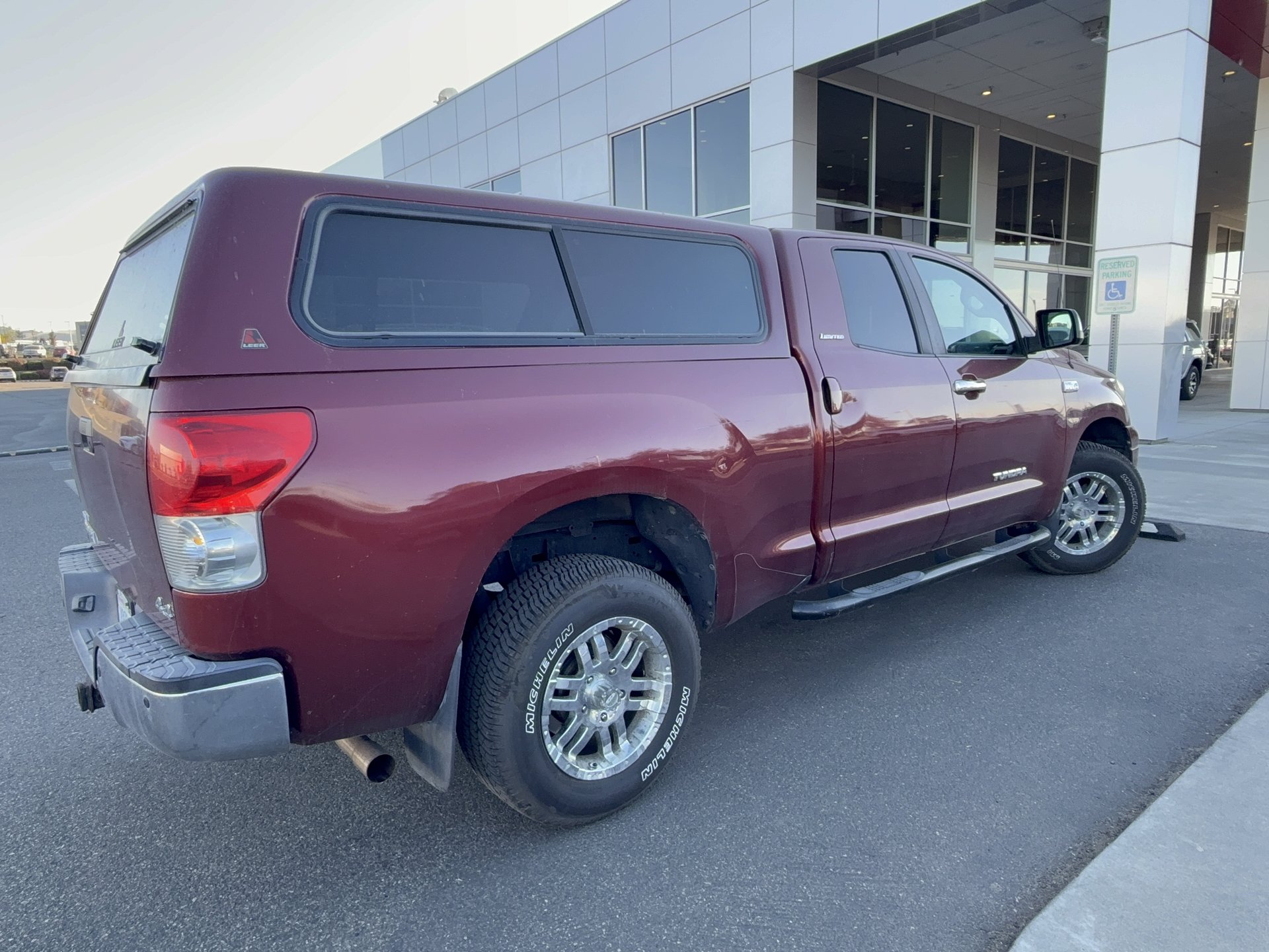Used 2008 Toyota Tundra Limited AWD/4WD image 4