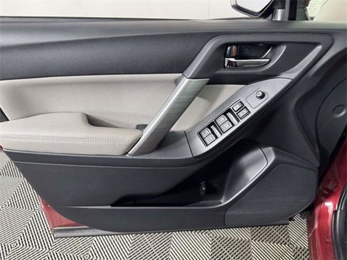 Used 2018 Subaru Forester 2.5i Limited image 17