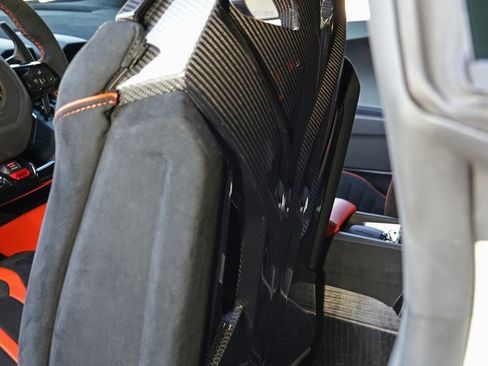 Used 2022 Lamborghini Huracan STO image 30