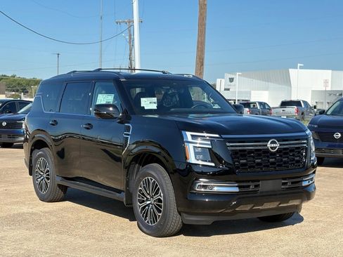 New 2025 Nissan Armada Platinum w/ Convenience Package image 6