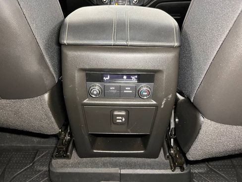 Used 2023 Chevrolet Traverse LT w/ LPO, Floor Liner Package image 30