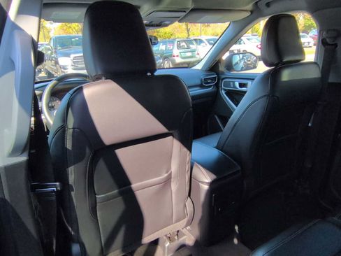 Used 2023 Ford Explorer XLT w/ Equipment Group 202A image 19