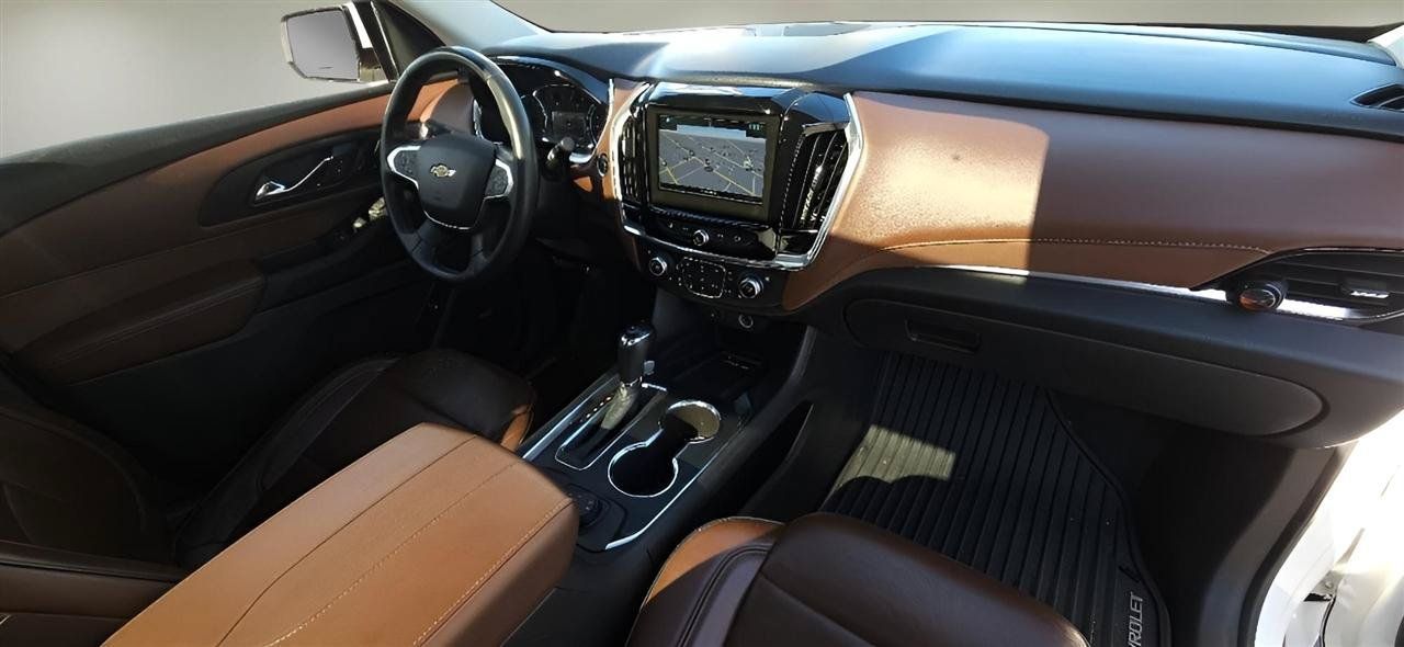 Used 2018 Chevrolet Traverse High Country AWD/4WD image 39