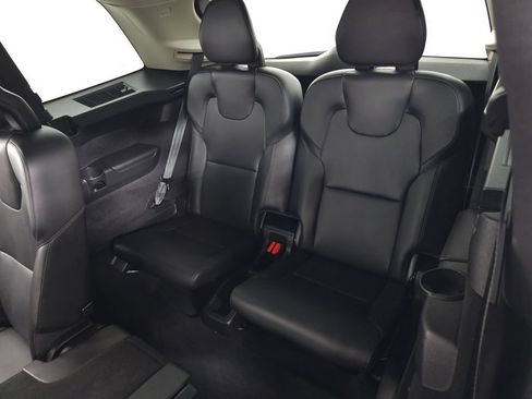 Used 2024 Volvo XC90 B5 Core w/ Climate Package AWD/4WD image 31