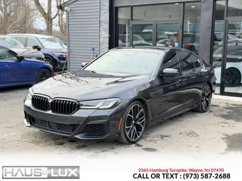 Used 2021 BMW M550i xDrive w/ Dynamic Handling Package image 7
