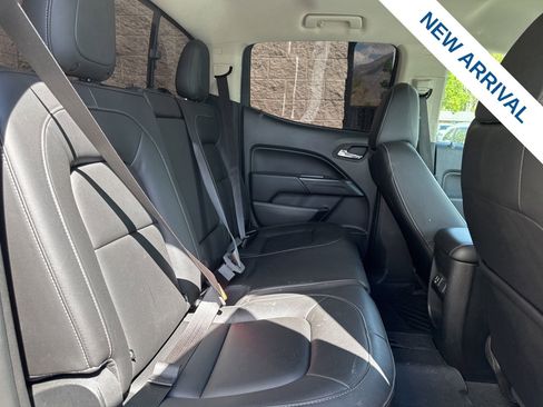 Used 2022 Chevrolet Colorado ZR2 w/ ZR2 Midnight Special Edition image 11