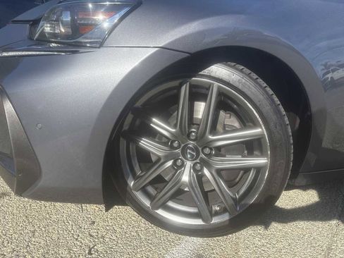 Used 2018 Lexus IS 300 image 5