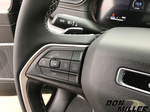 New 2026 Jeep Grand Cherokee Limited Reserve image 17