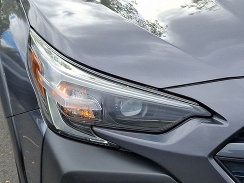 Used 2023 Subaru Outback Premium w/ Popular Package #1 image 9