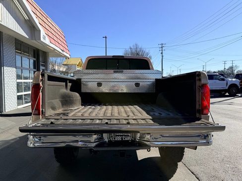 Used 1997 Ford F250 XLT image 8