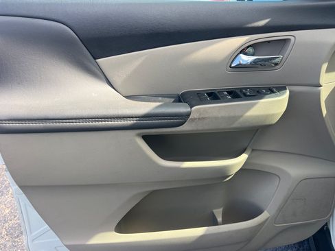Used 2014 Honda Odyssey EX image 10