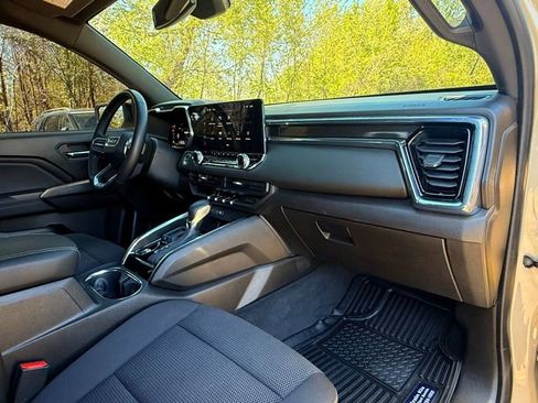 Used 2024 GMC Canyon Elevation w/ Convenience Package RWD image 34