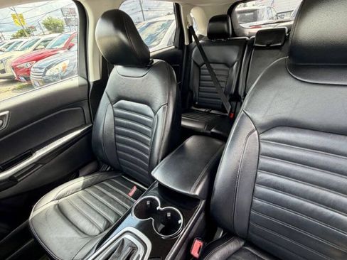 Used 2016 Ford Edge SEL w/ Equipment Group 201A AWD/4WD image 18