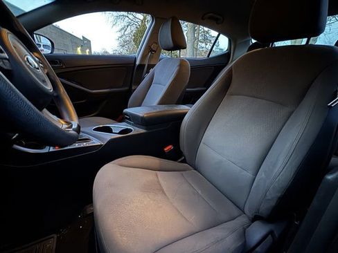 Used 2015 Kia Optima LX image 16