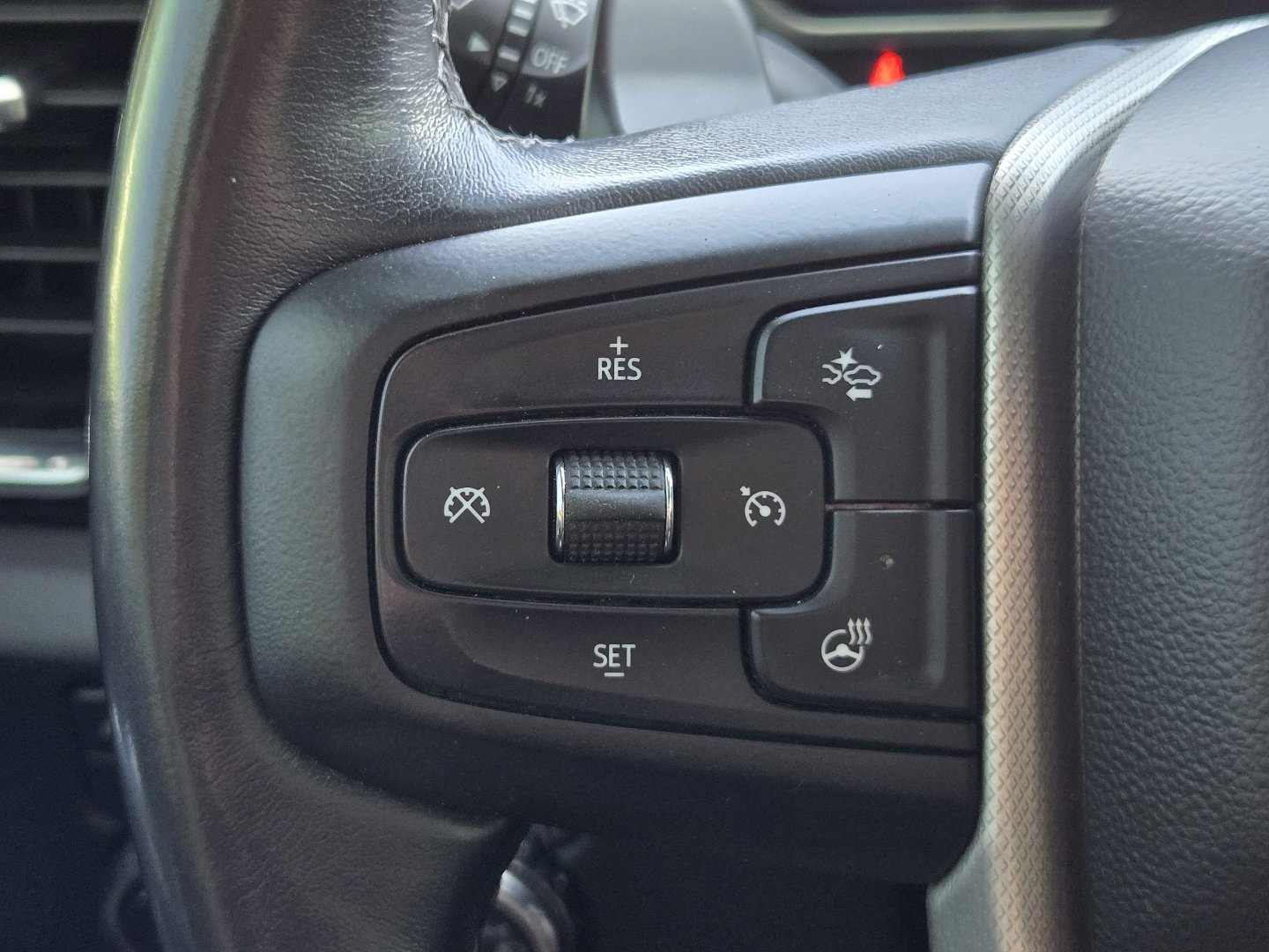 Used 2023 GMC Sierra 1500 Denali AWD/4WD image 26