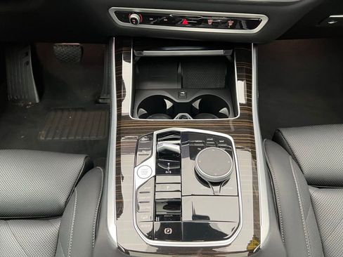 Certified 2025 BMW X5 xDrive40i image 12