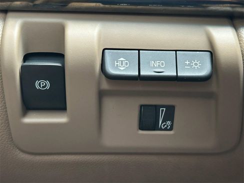 Used 2016 Cadillac CTS Premium image 30