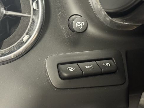 Used 2017 Chevrolet Camaro LT RWD image 28