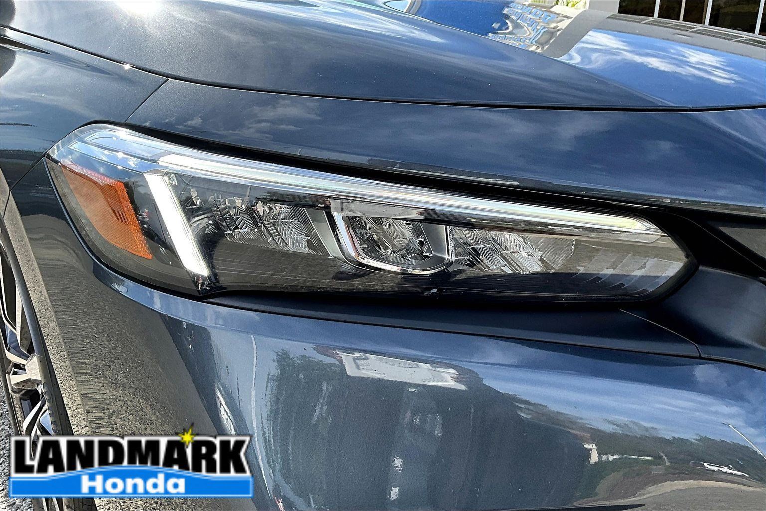 Used 2024 Honda Civic EX image 30