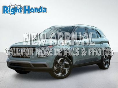 Used 2025 Hyundai Venue SEL