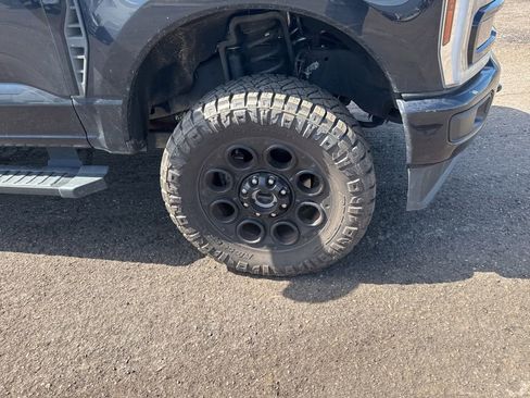 Used 2024 Ford F250 XLT w/ Black Appearance Package AWD/4WD image 19