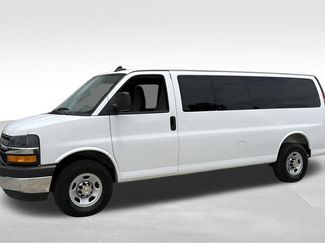 Used 2025 Chevrolet Express 3500 LT w/ LT Preferred Equipment Group RWD video 2