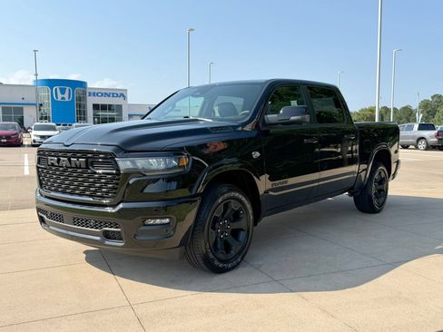 Used 2026 RAM 1500 Big Horn AWD/4WD image 3