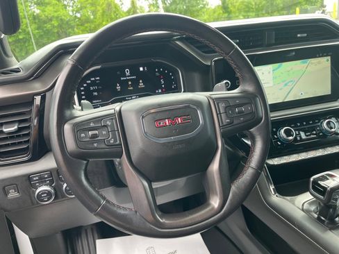 Used 2022 GMC Sierra 1500 AT4X image 19