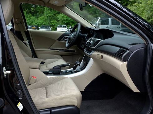 Used 2014 Honda Accord LX image 9