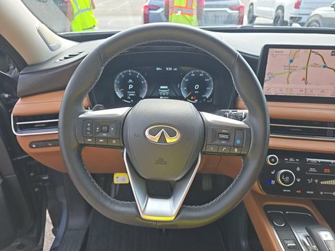 Certified 2025 INFINITI QX60 Sensory w/ Vision Package AWD/4WD image 3