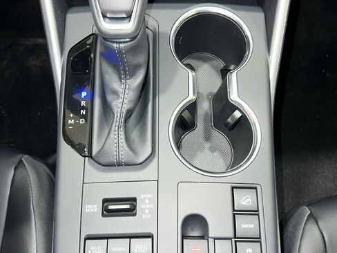 New 2026 Toyota Highlander XLE image 23