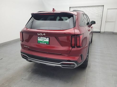 Used 2023 Kia Sorento S w/ Panoramic Sunroof Package FWD image 7