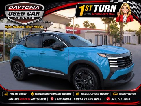 Used 2026 Nissan Kicks SR FWD image 1