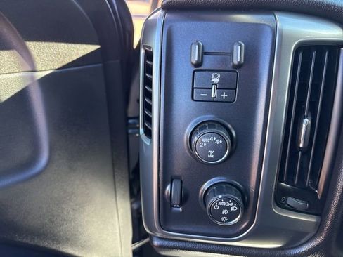 Used 2019 Chevrolet Silverado 1500 LT w/ All Star Edition image 30