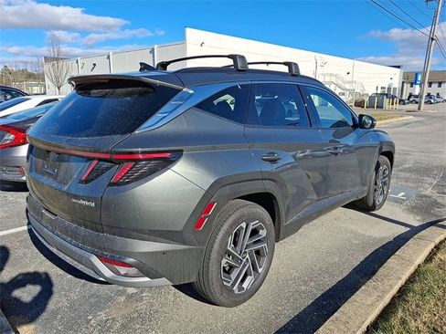 Used 2025 Hyundai Tucson Limited image 6