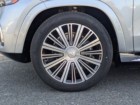 New 2026 Mercedes-Benz Maybach GLS 600 4MATIC image 3