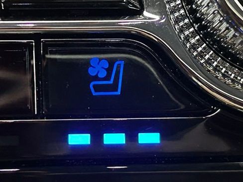 Used 2022 Lincoln Corsair Reserve w/ Elements Package image 8