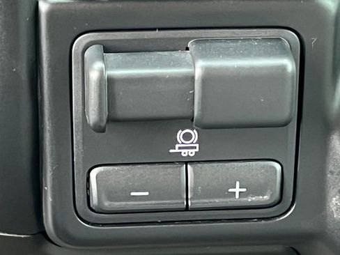 Used 2019 Chevrolet Silverado 1500 LT w/ All-Star Edition image 11