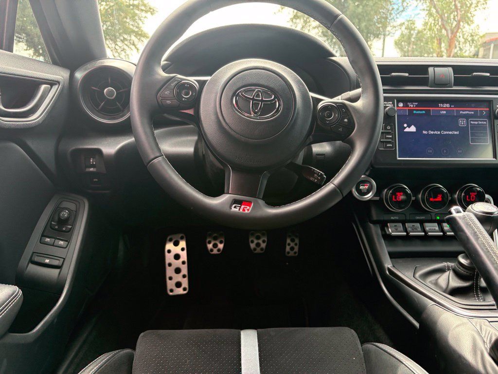 Used 2024 Toyota GR86 Premium RWD image 7