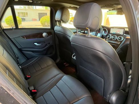 Used 2020 Mercedes-Benz GLC 300 image 26