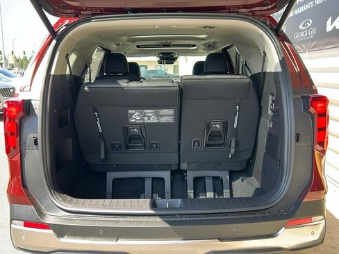 New 2026 Kia Carnival SX image 16