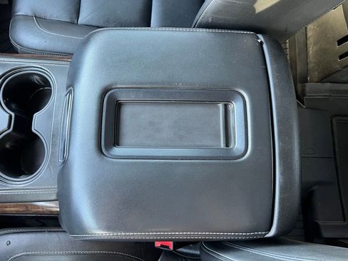 Used 2019 Chevrolet Tahoe LT image 34